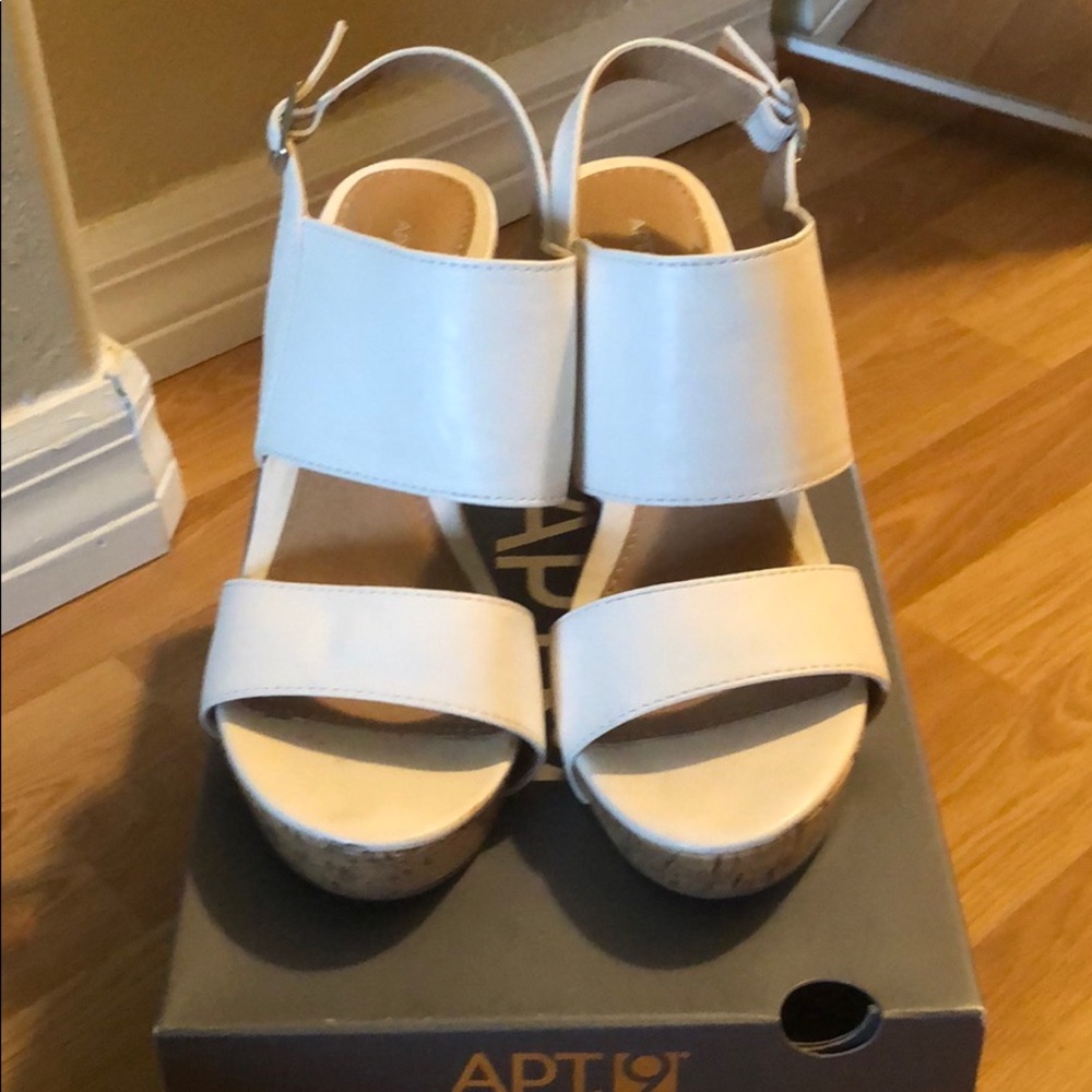 Apt. 9 white platform shoes